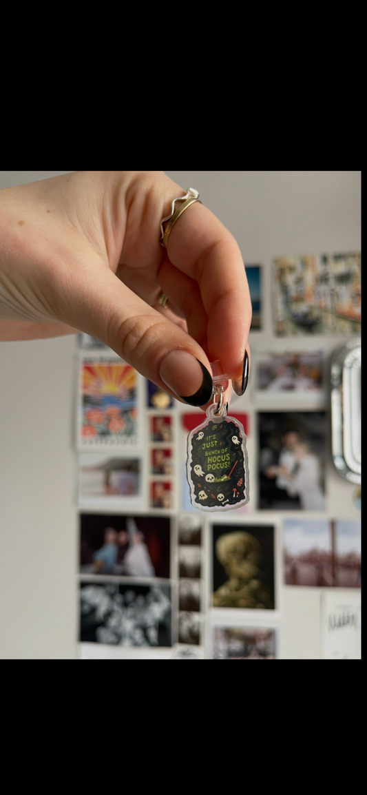 Halloween Witchy Vibes E-Reader Charm | Dust Plug