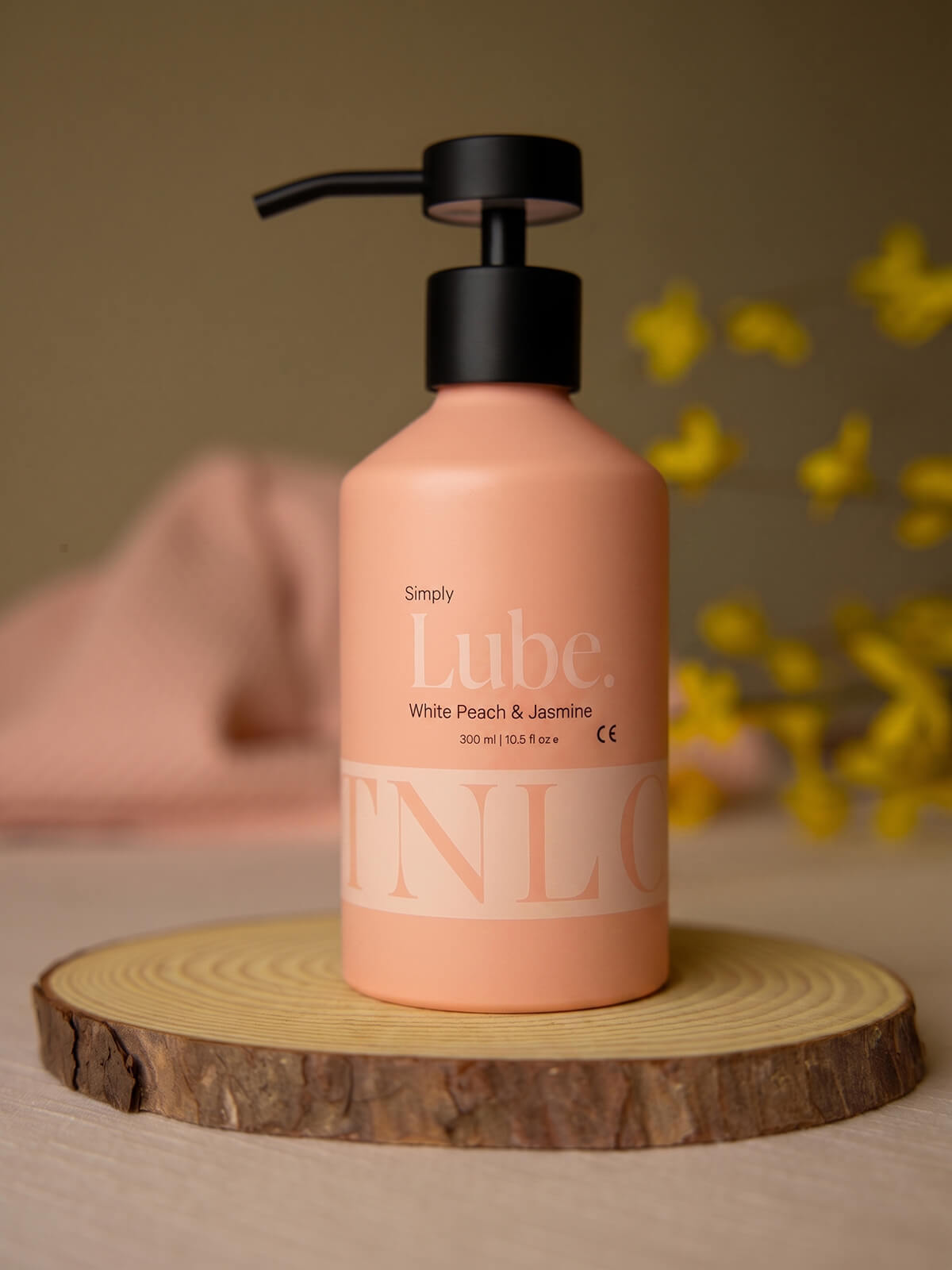 [TNLC] Simply Lube - Peach & Jasmine - 300ml