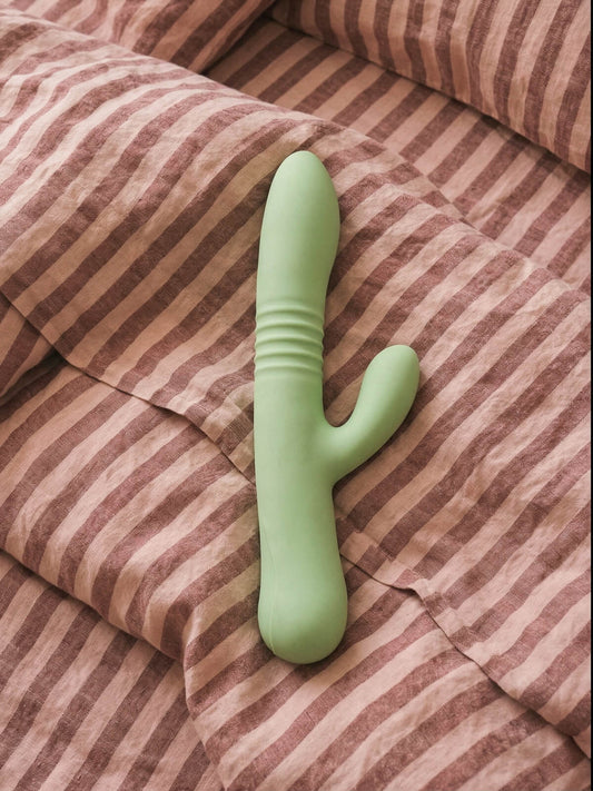 [TNLC] Yarrow - Thrusting Rabbit Vibrator With Clitoral Arm